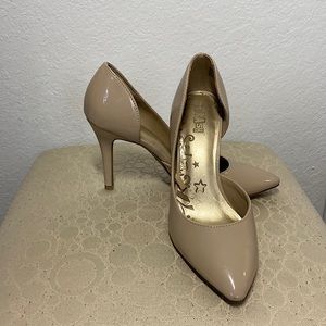Nude 3 inch heels
